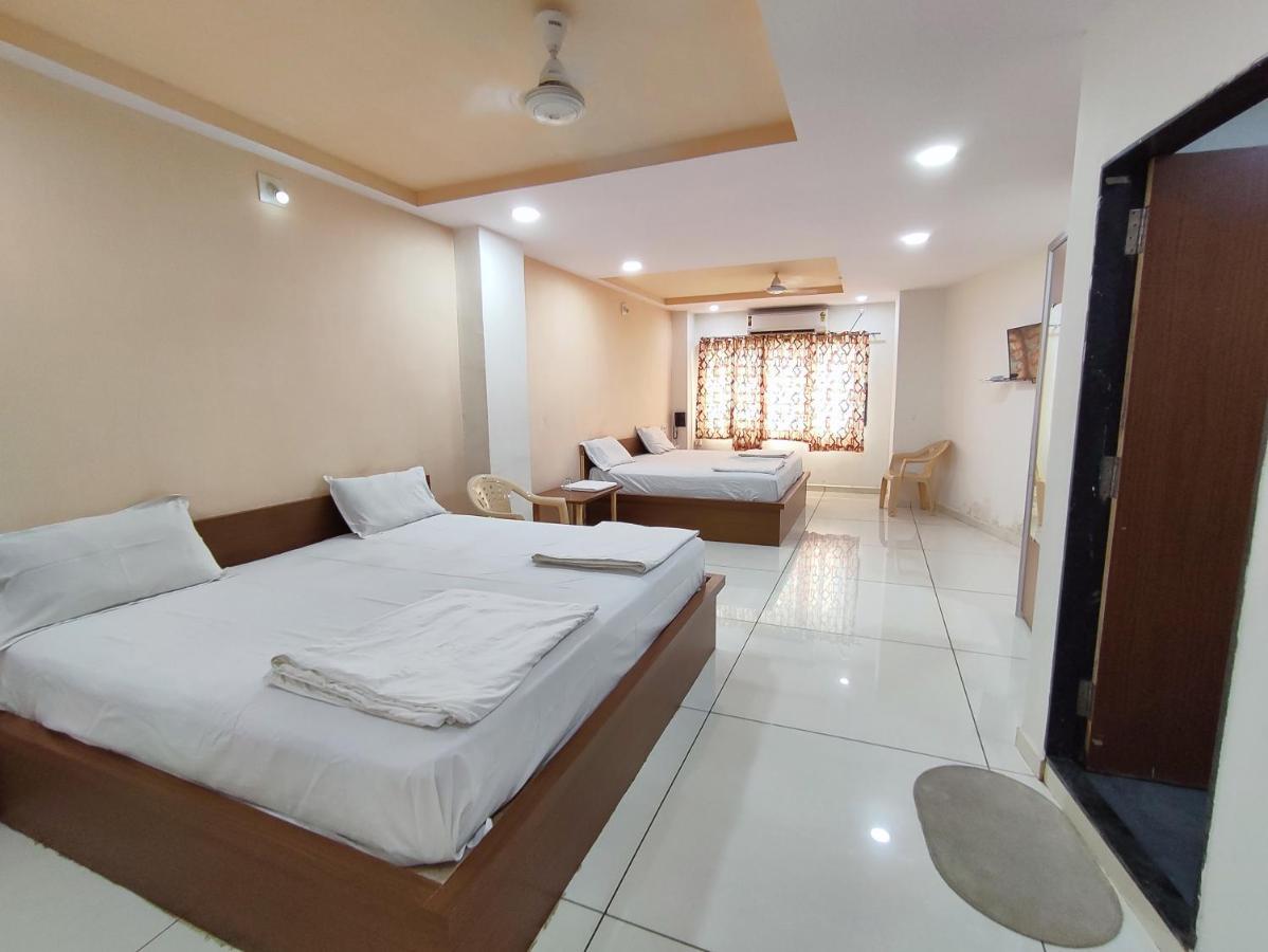 Hotel Vraj Rajpipla Exterior photo